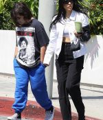 Access_Kardashian_12.jpg