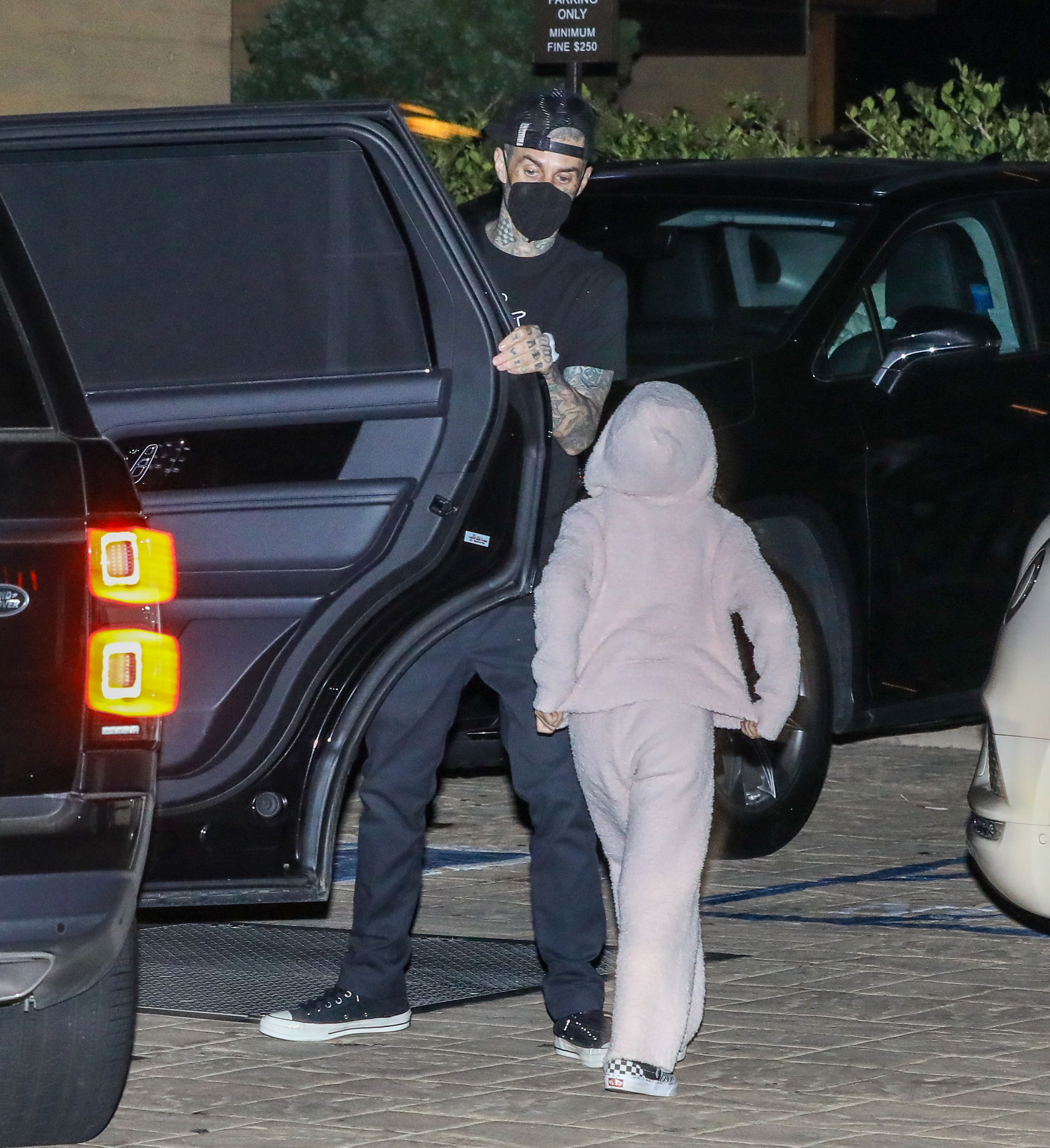 Access_Kardashian_68.jpg