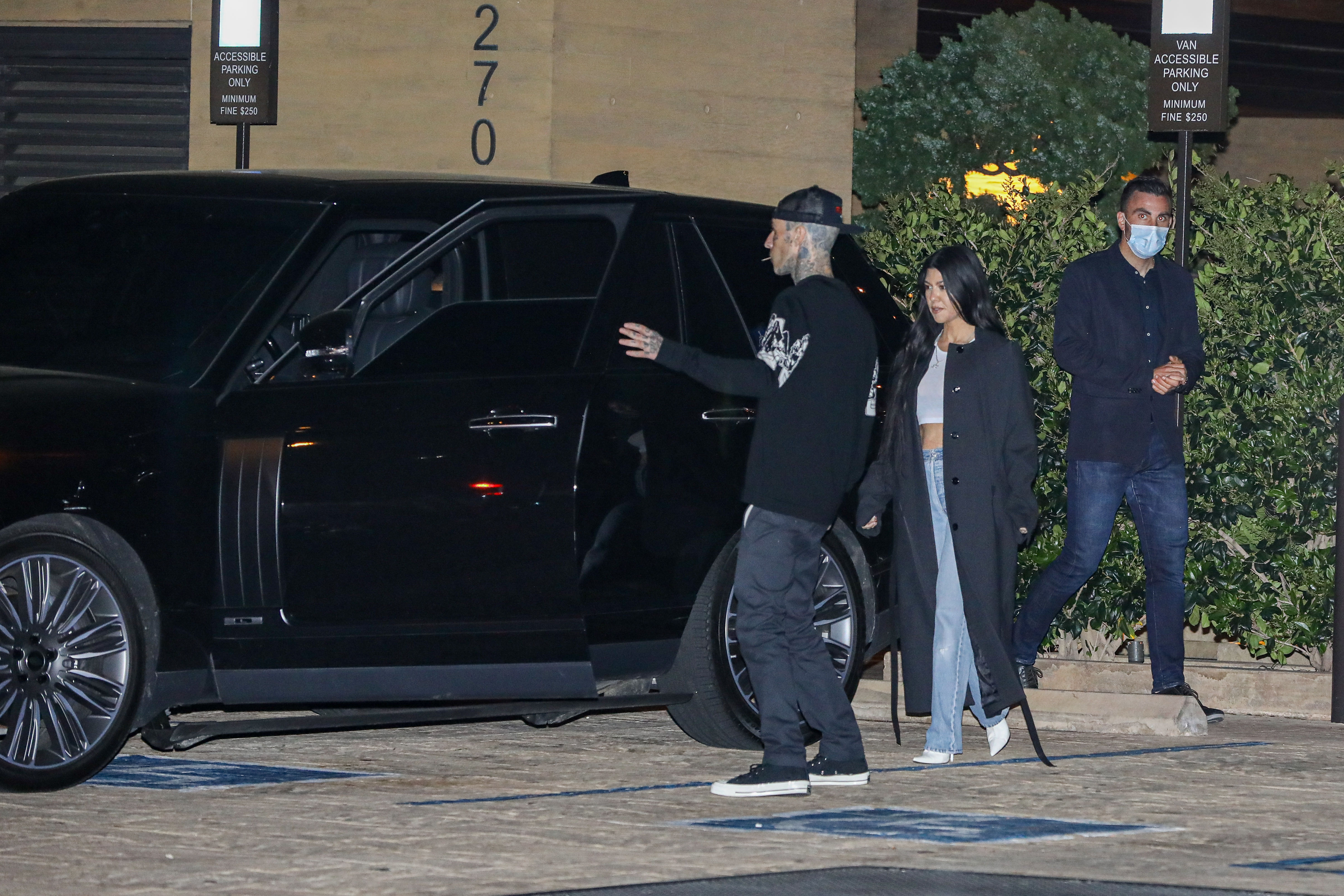 Access_Kardashian_92.jpg
