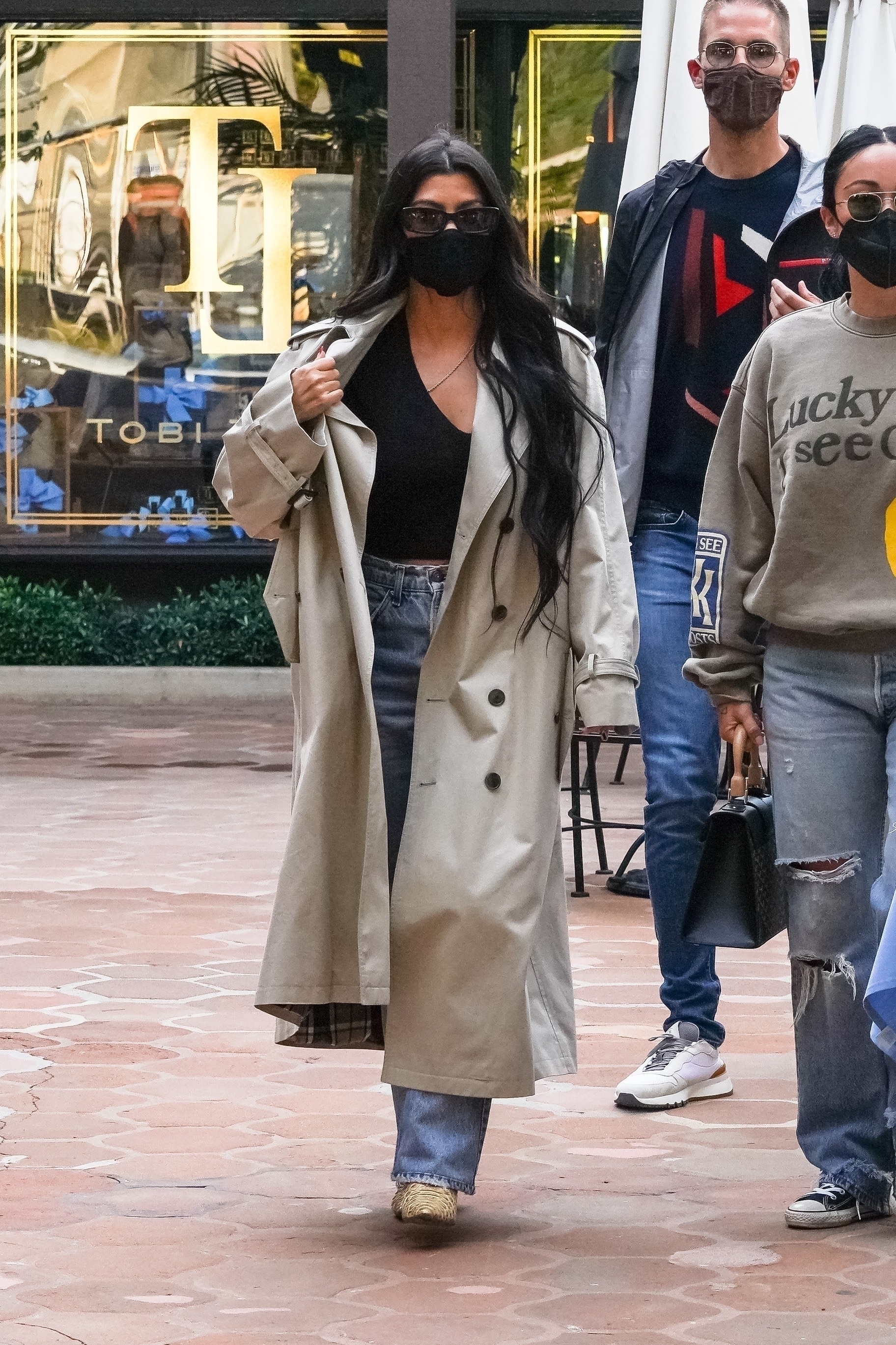 Access_Kardashian_3.jpg