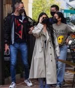Access_Kardashian_10.jpg