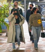 Access_Kardashian_7.jpg