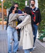 Access_Kardashian_75.jpg
