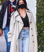 Access_Kardashian_90.jpg