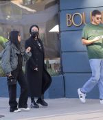 Access_Kardashian_4~0.jpg