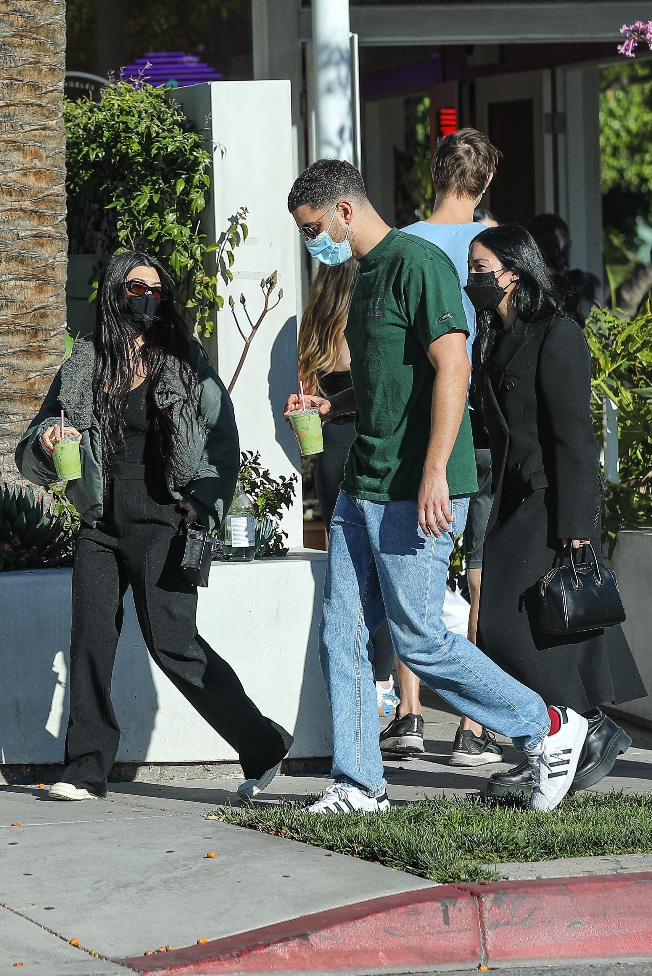 Access_Kardashian_9.jpg