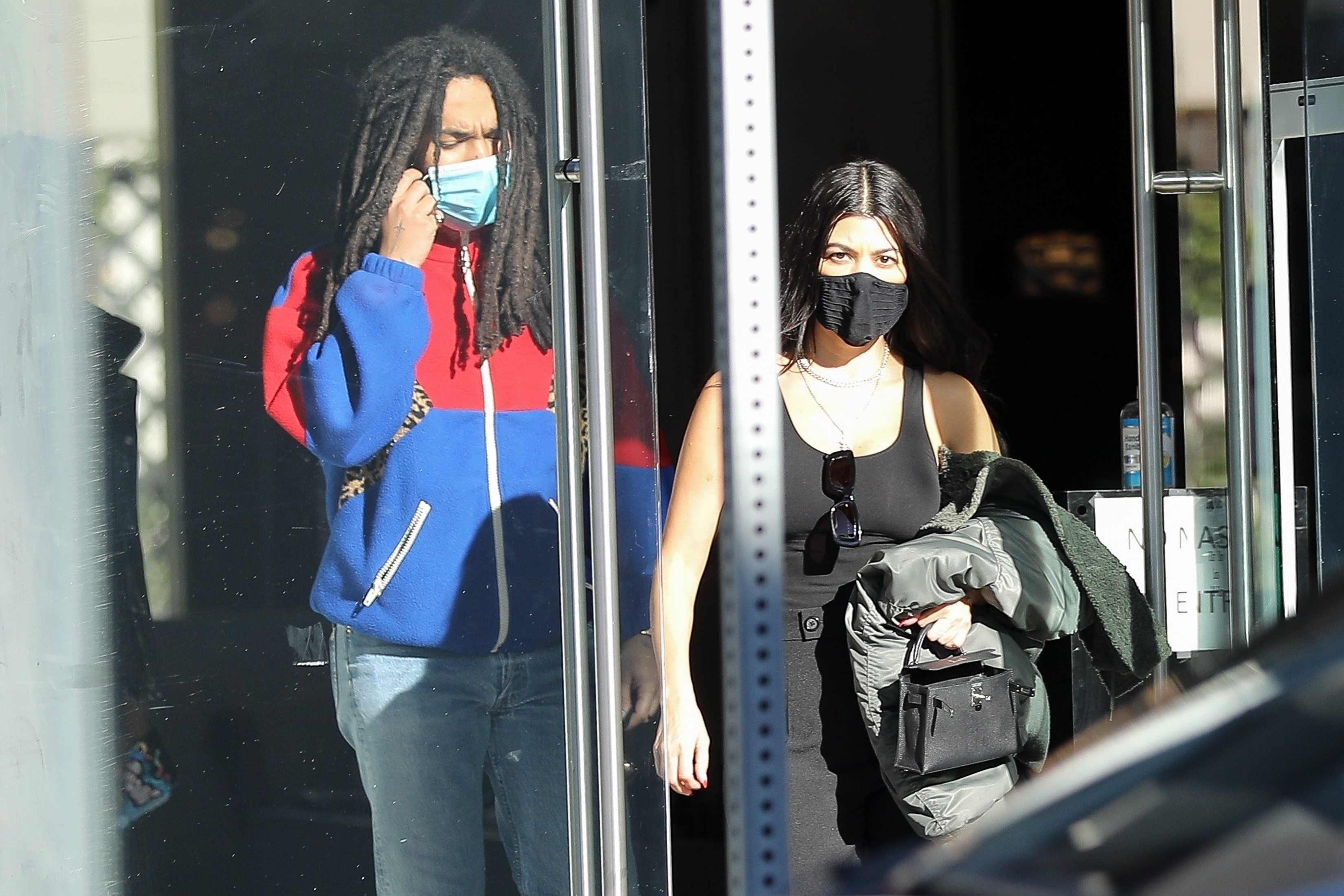 Access_Kardashian_5.jpg