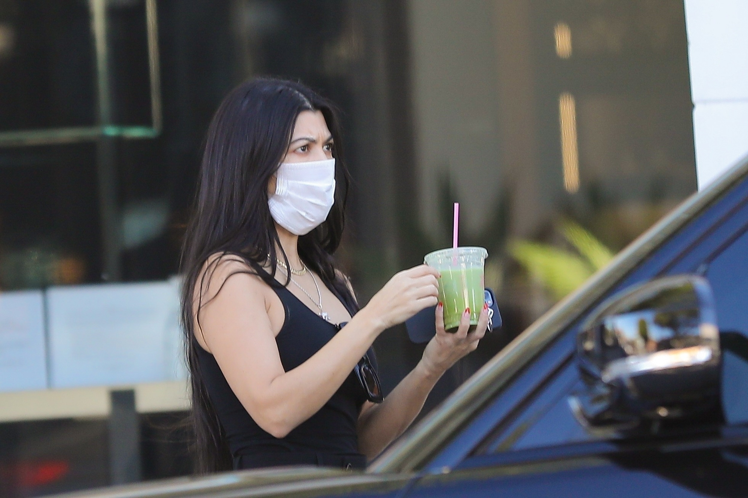 Access_Kardashian_16.jpg