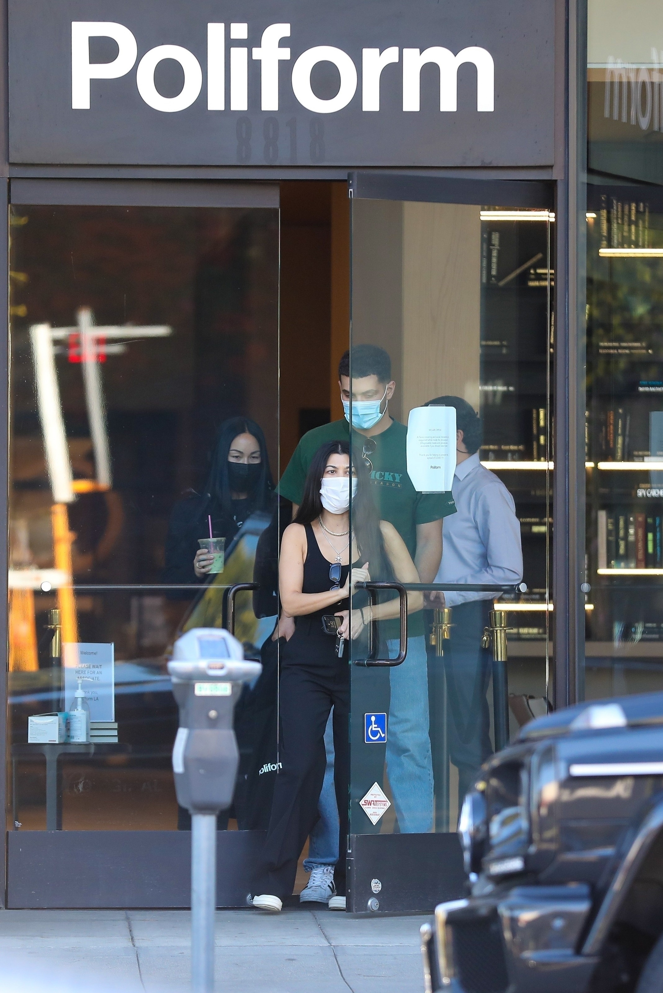 Access_Kardashian_2.jpg