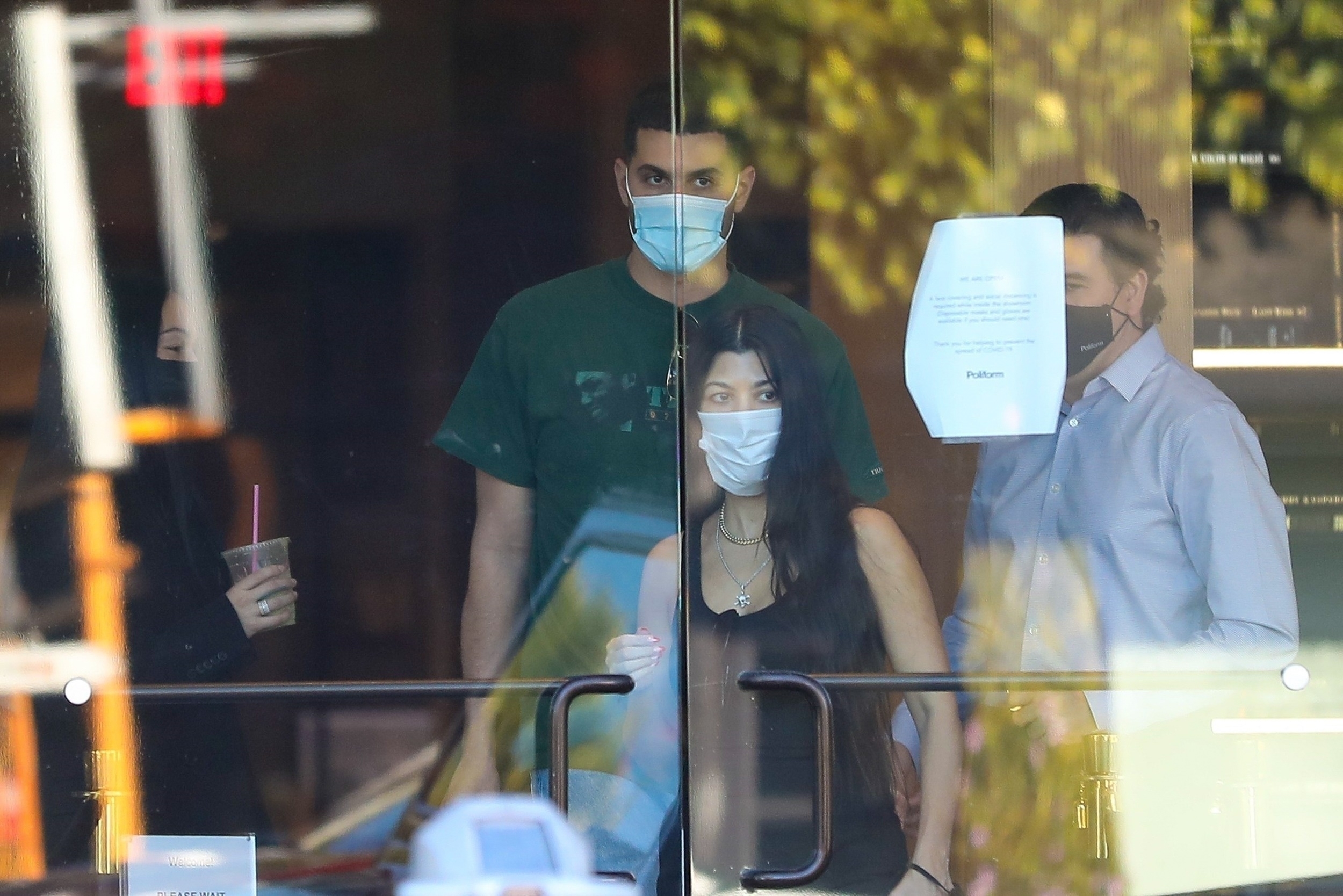 Access_Kardashian_5.jpg