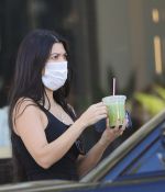Access_Kardashian_16.jpg