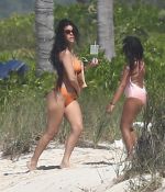 Access_Kardashian_15.jpg