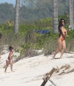 Access_Kardashian_16.jpg