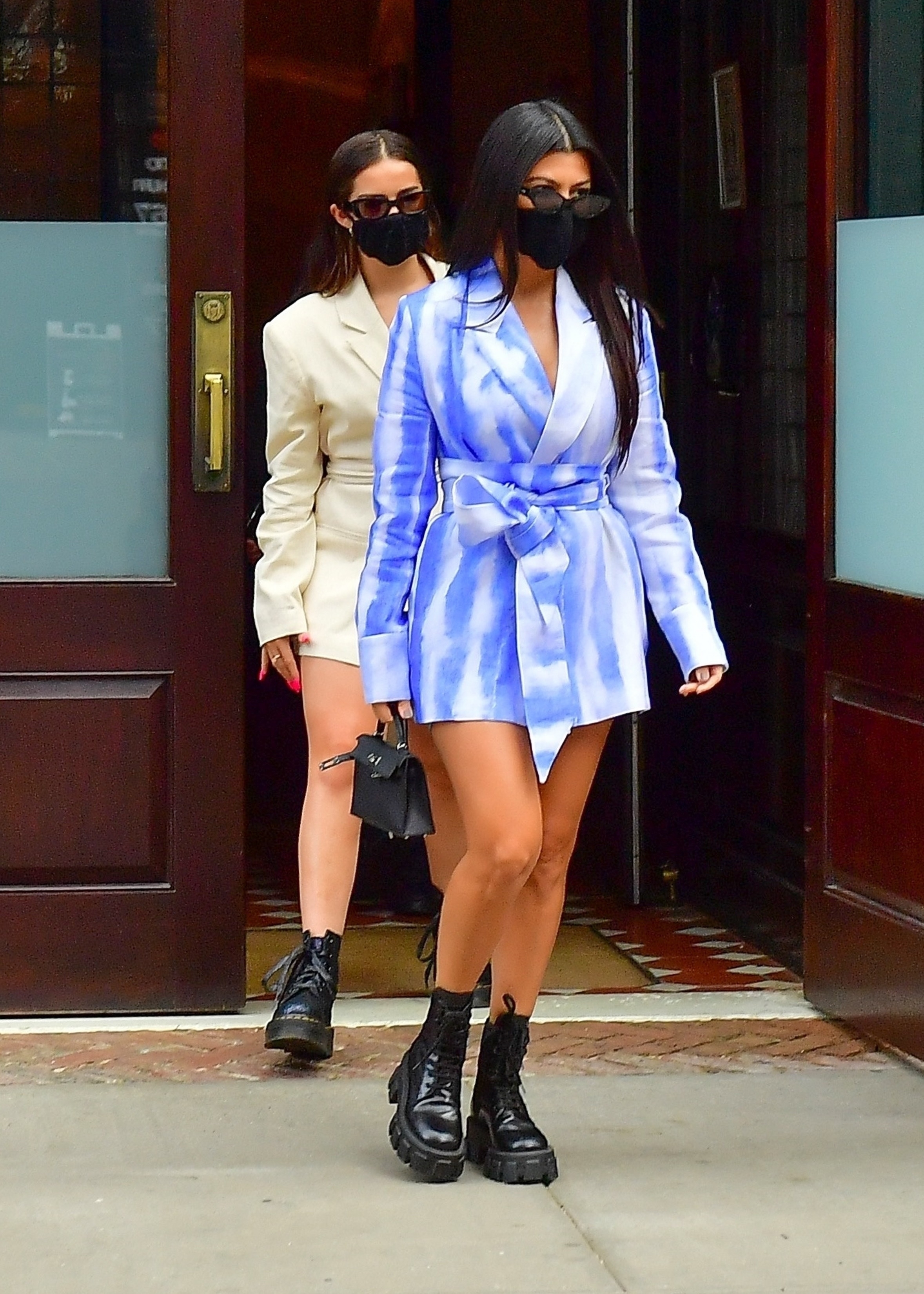 Access_Kardashian_3.jpg