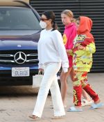 Access_Kardashian_31.jpeg