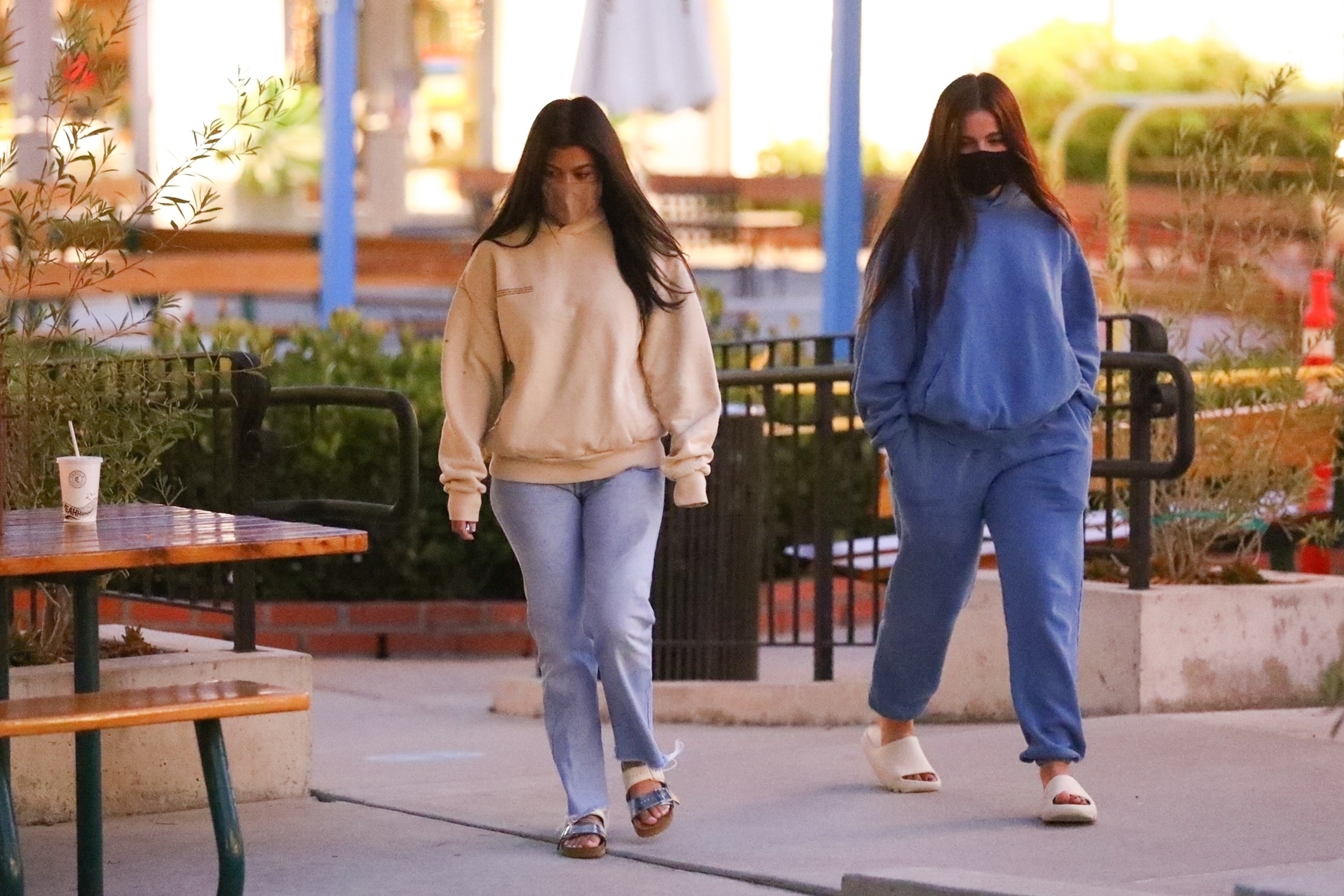 Access_Kardashian_7.jpg