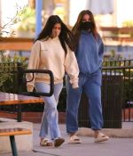 Access_Kardashian_6.jpg