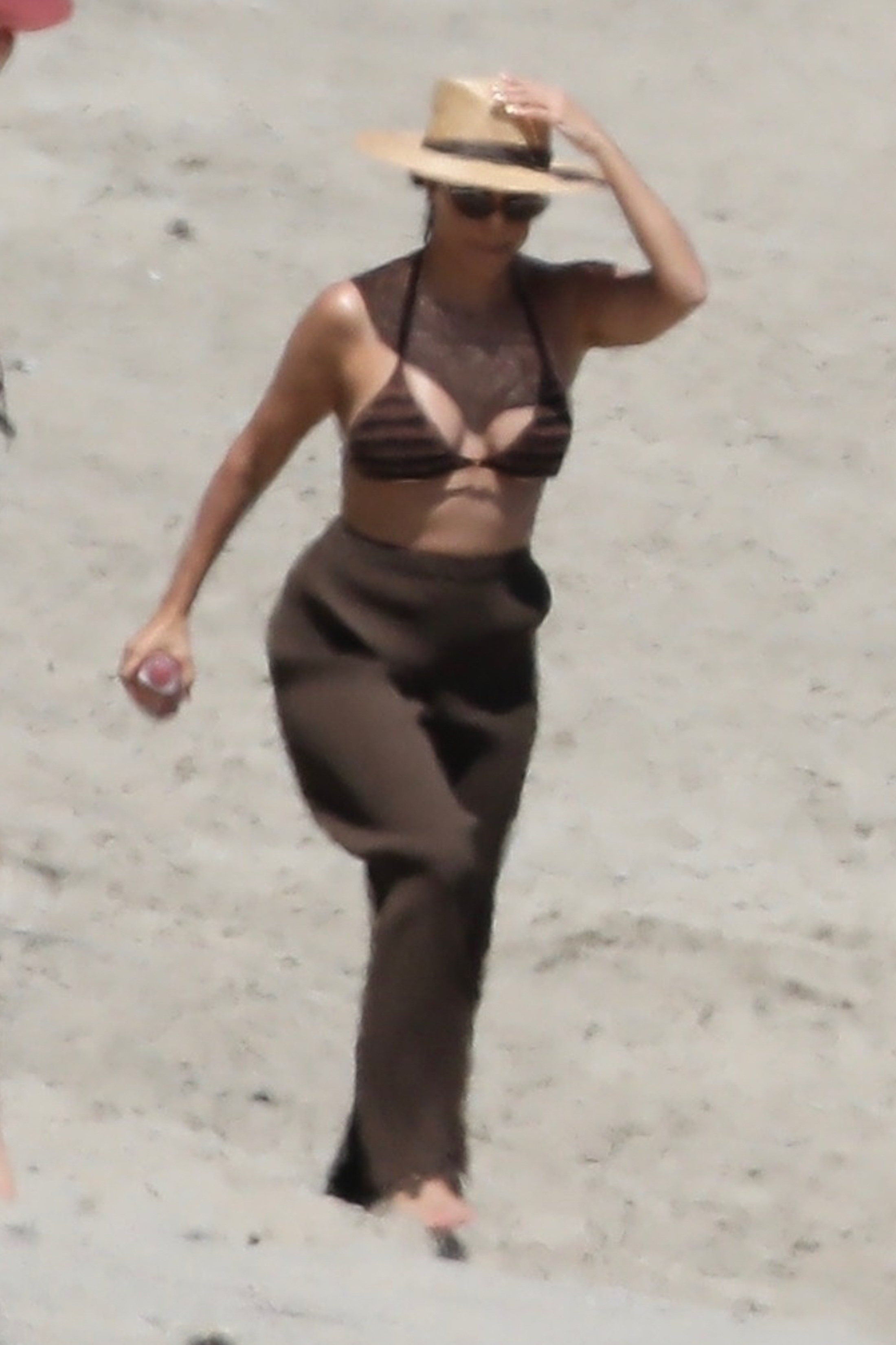 Access_Kardashian_1.jpg