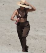 Access_Kardashian_11.jpg