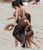 Access_Kardashian_16.jpg