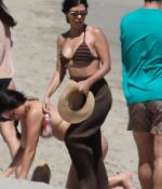 Access_Kardashian_2.jpg