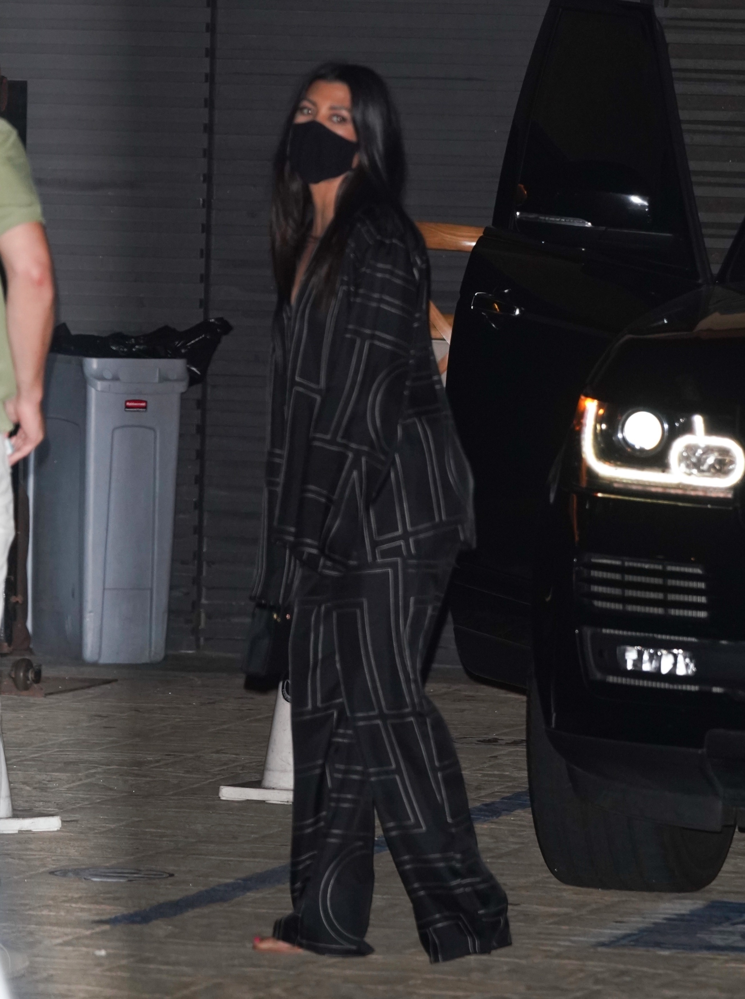 Access_Kardashian_1.jpg