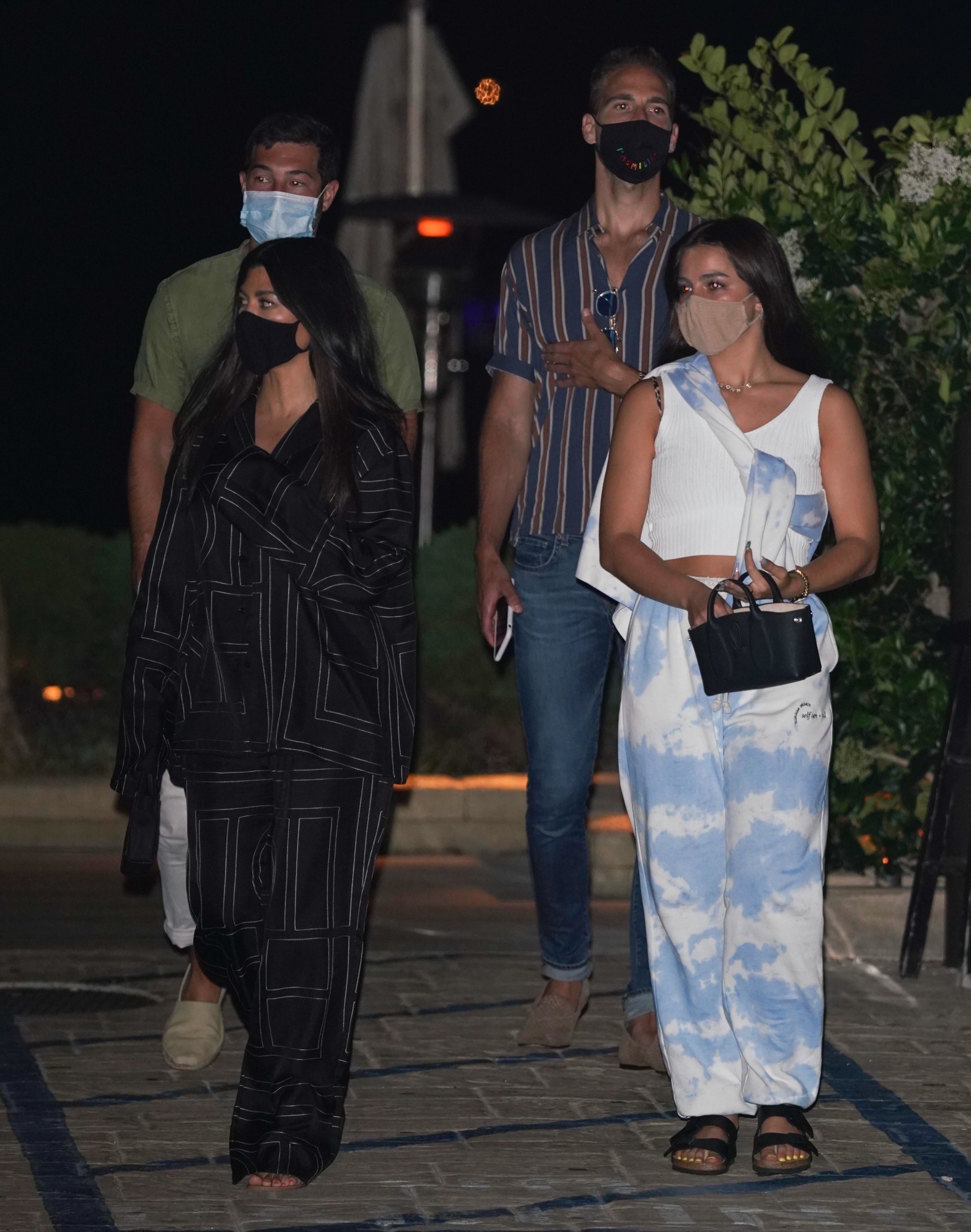 Access_Kardashian_2.jpg