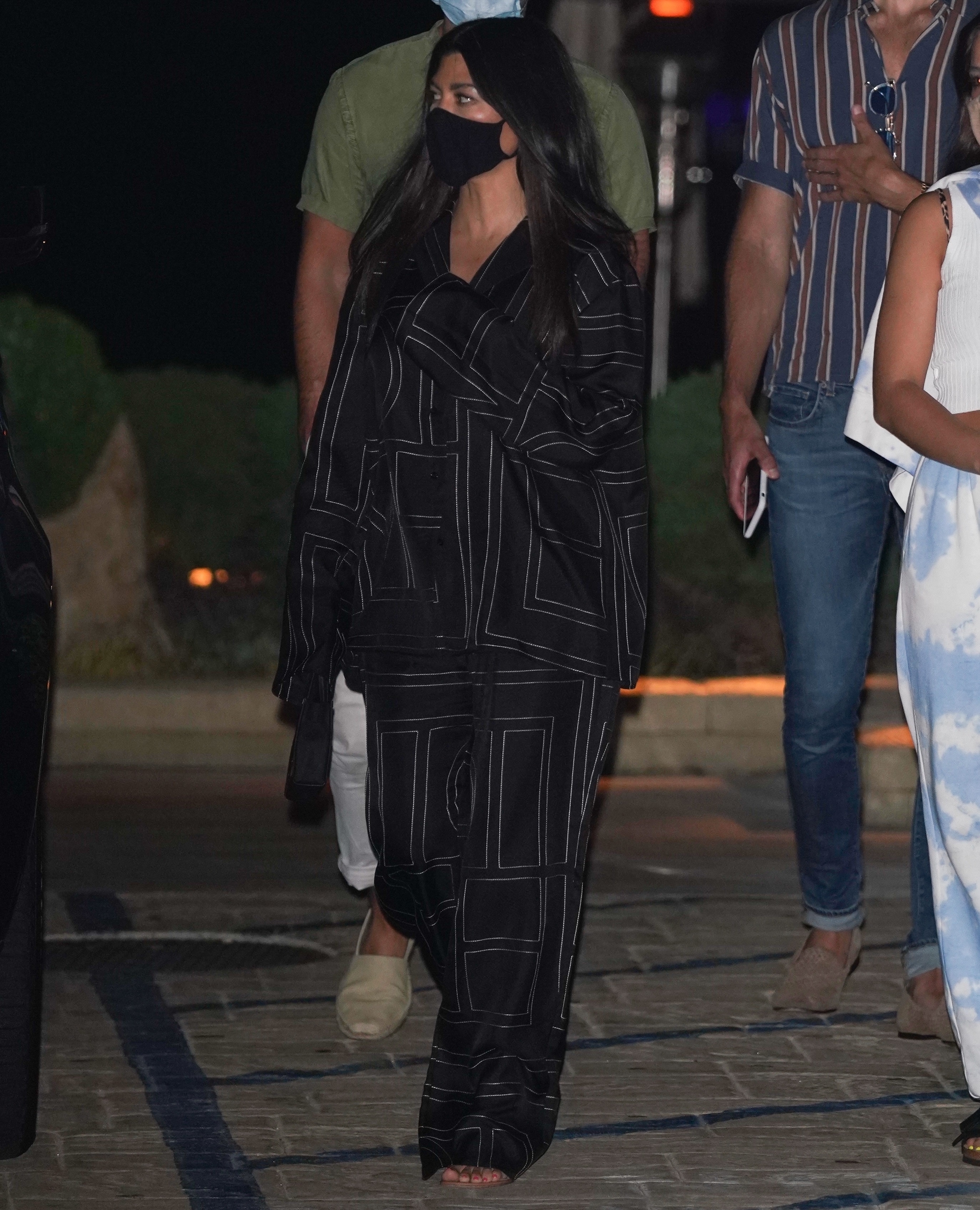 Access_Kardashian_3.jpg