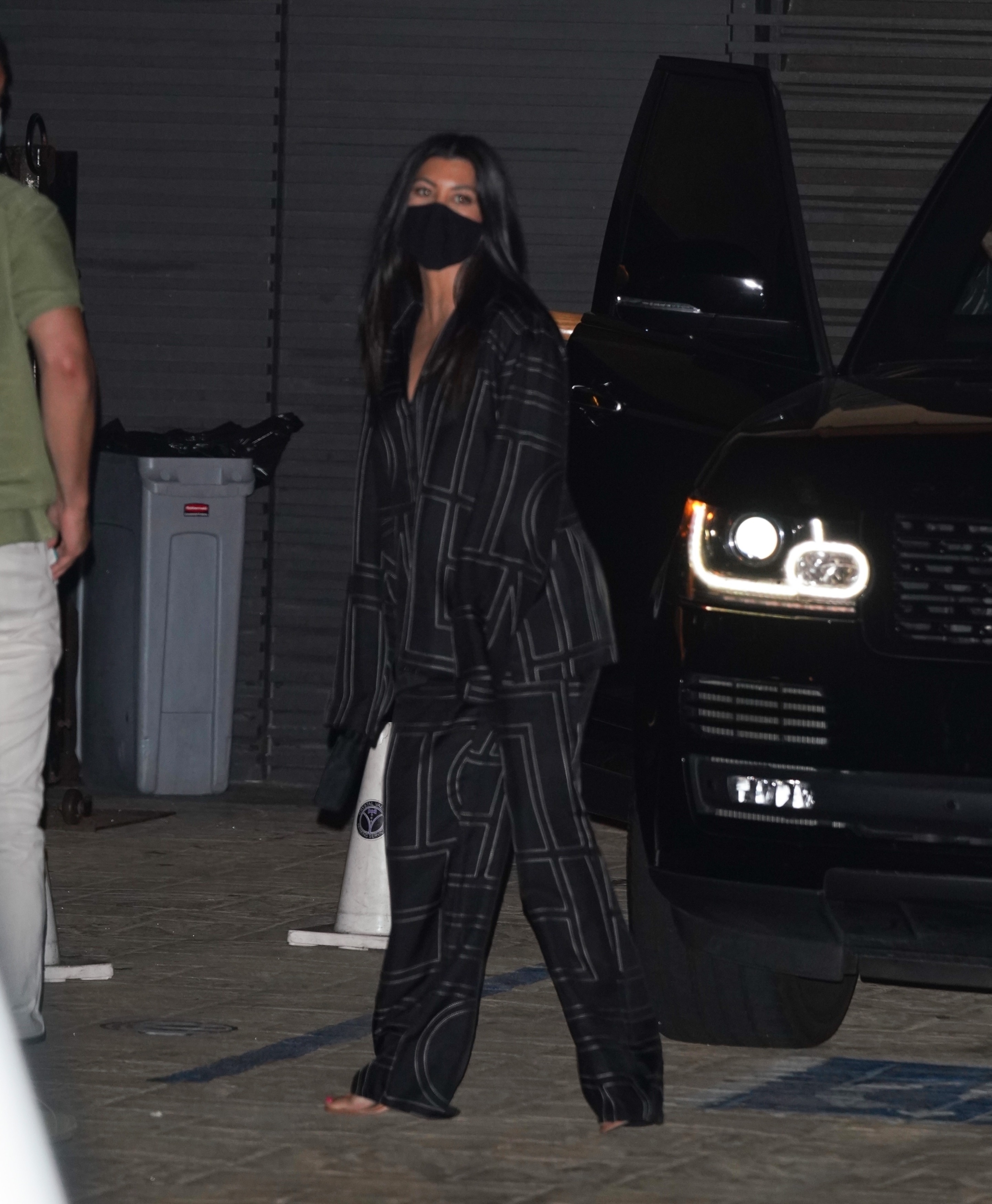 Access_Kardashian_5.jpg