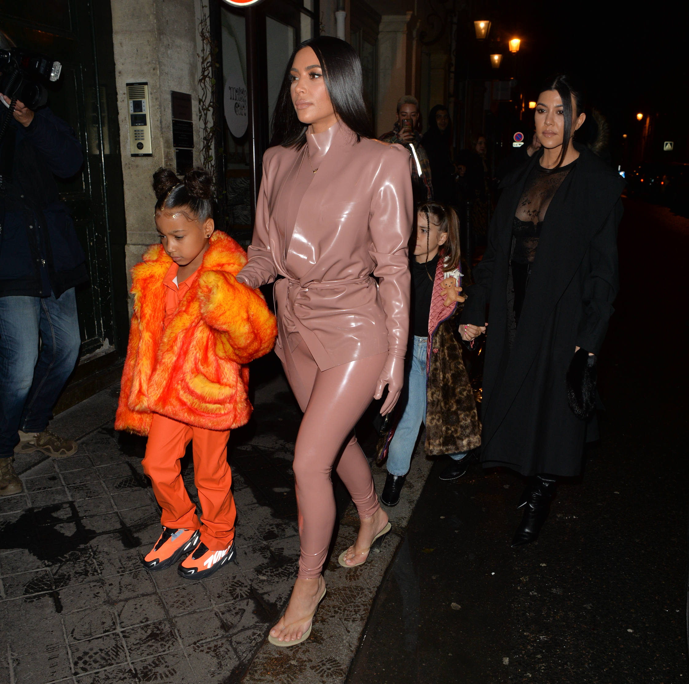 Access_Kardashian_5.jpg