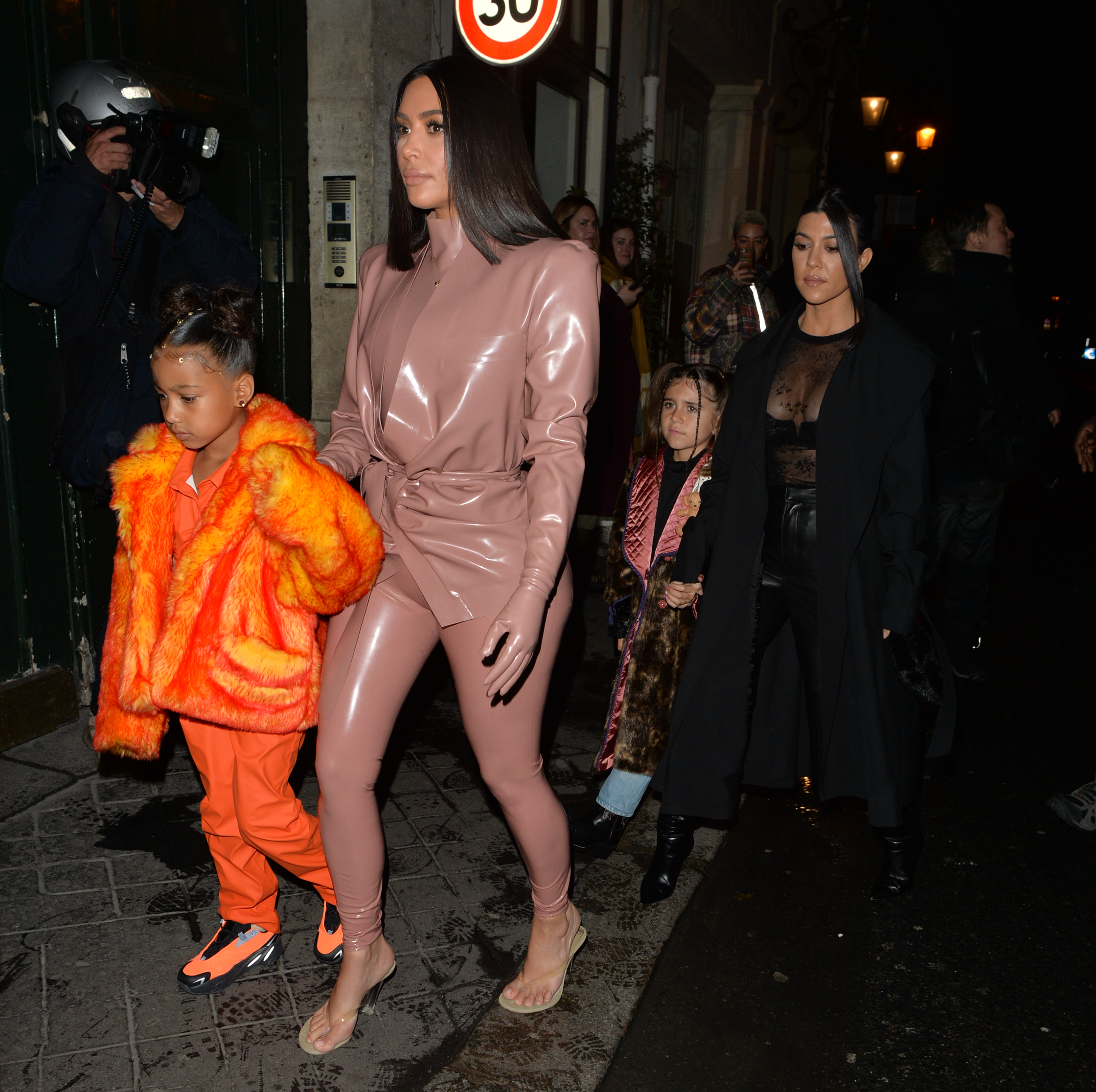 Access_Kardashian_8.jpg