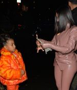 Access_Kardashian_15.jpg