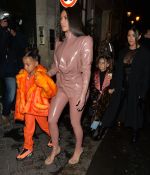 Access_Kardashian_7.jpg