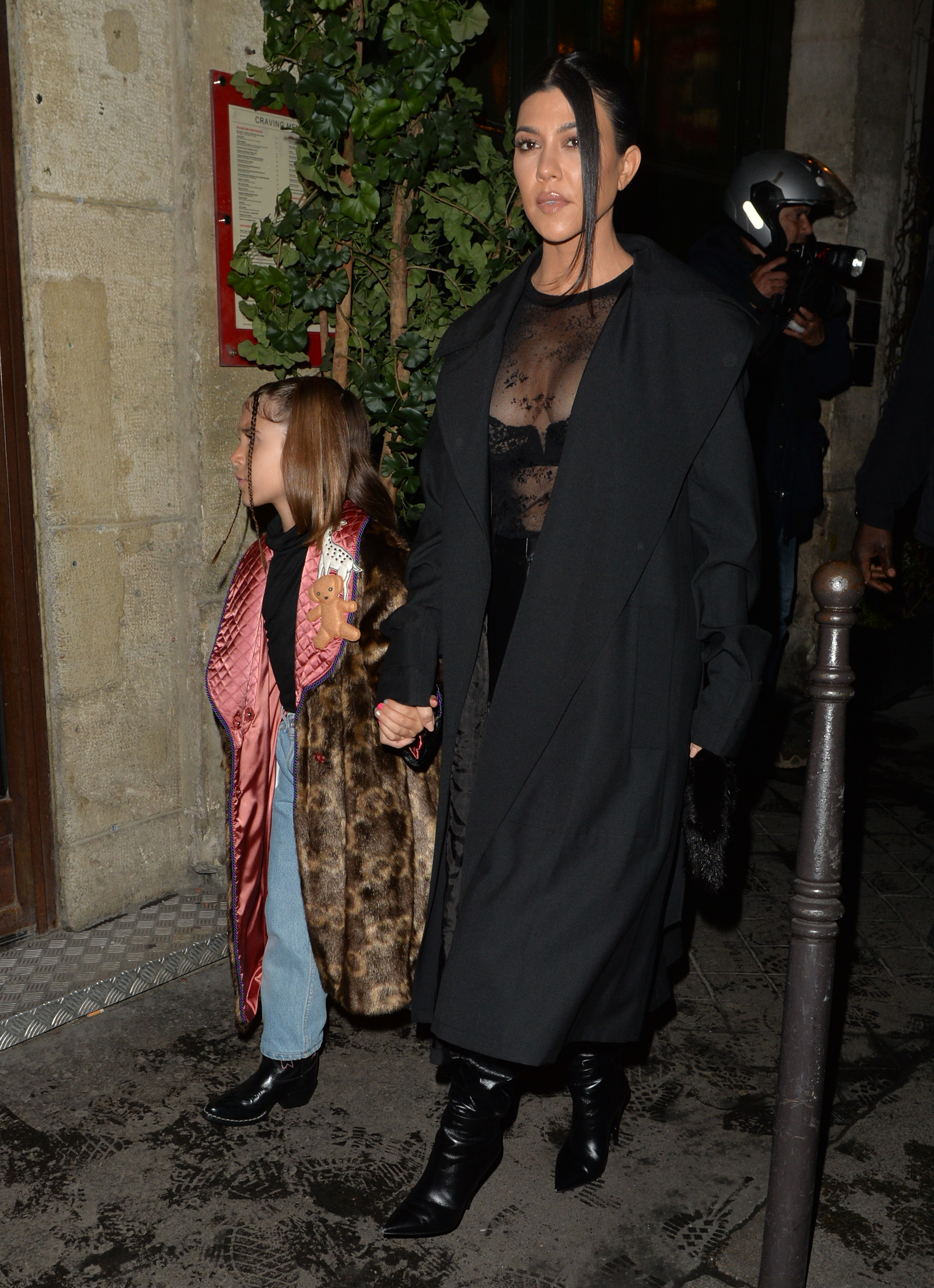 Access_Kardashian_2.jpg