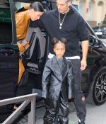 Access_Kardashian_1.jpg