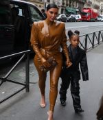 Access_Kardashian_13.jpg