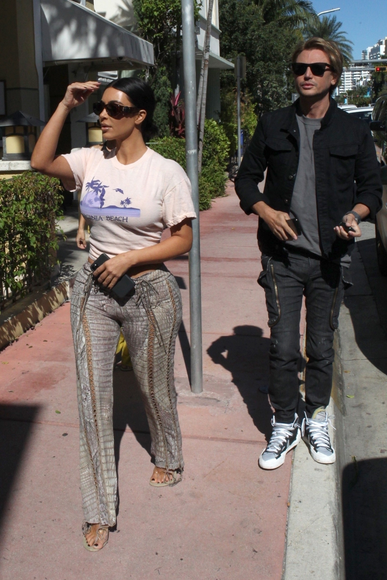 Access_Kardashian_15.jpg