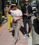 Access_Kardashian_13.jpg
