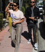 Access_Kardashian_14.jpg