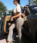 Access_Kardashian_3.jpg