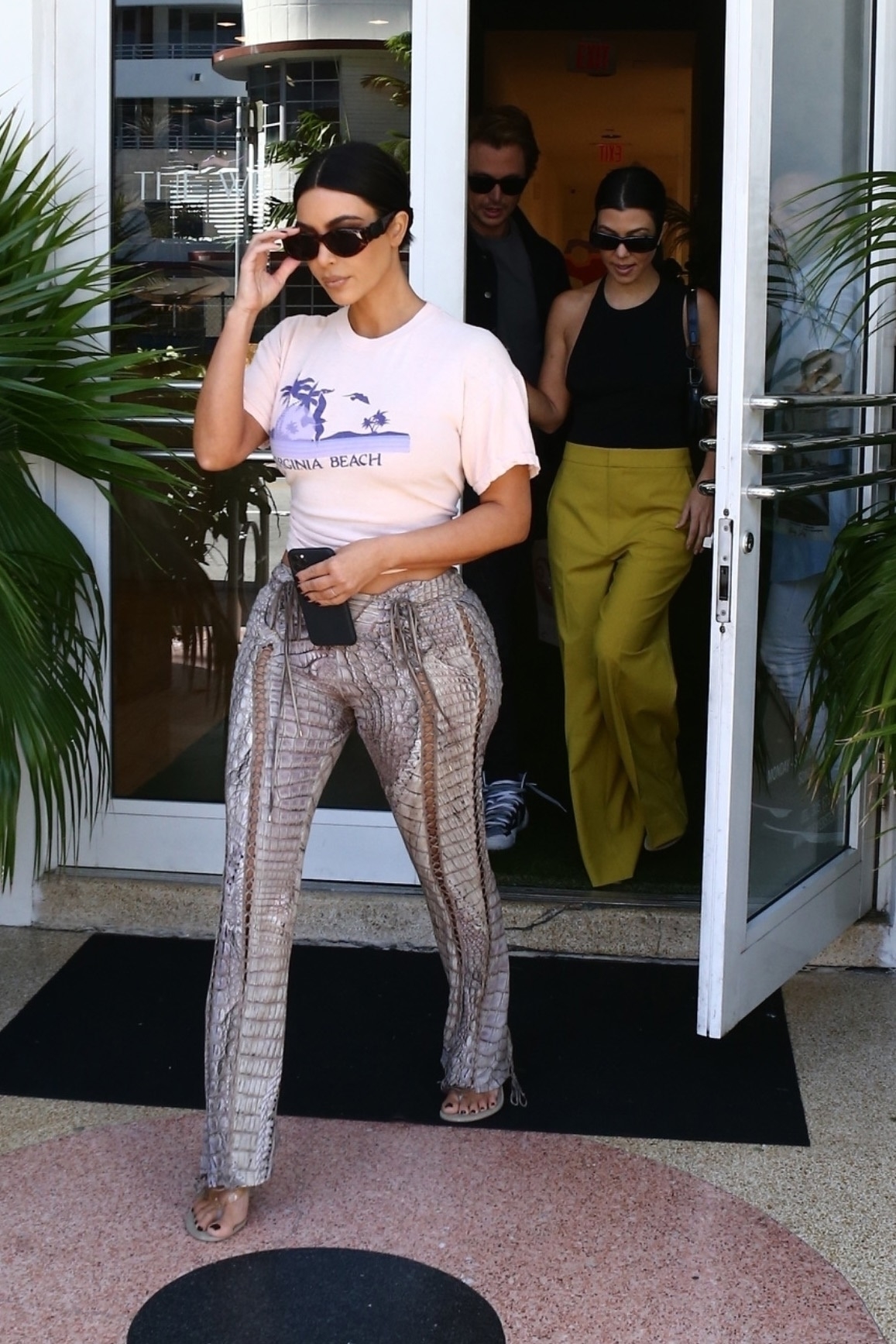 Access_Kardashian_2.jpg