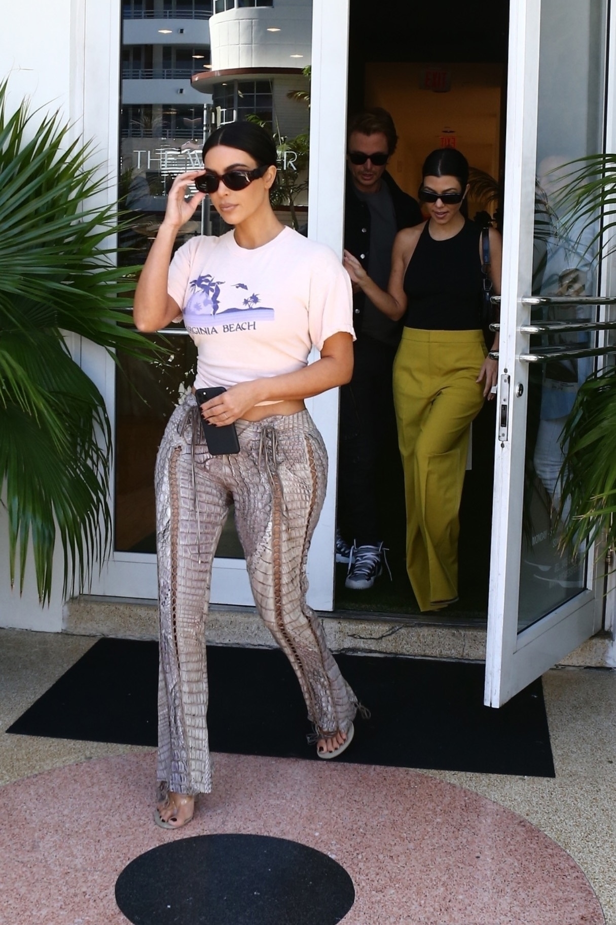 Access_Kardashian_5.jpg