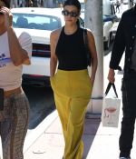Access_Kardashian_13~0.jpg