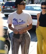 Access_Kardashian_16.jpg