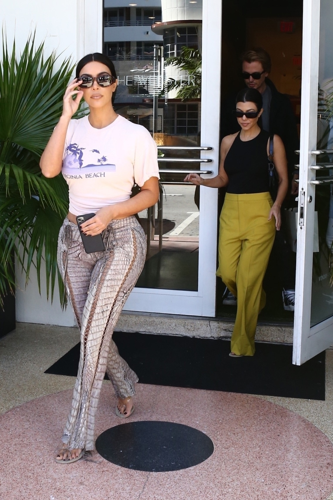 Access_Kardashian_3.jpg