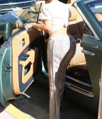 Access_Kardashian_18~0.jpg