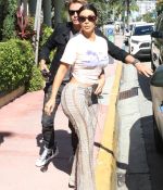 Access_Kardashian_2~1.jpg