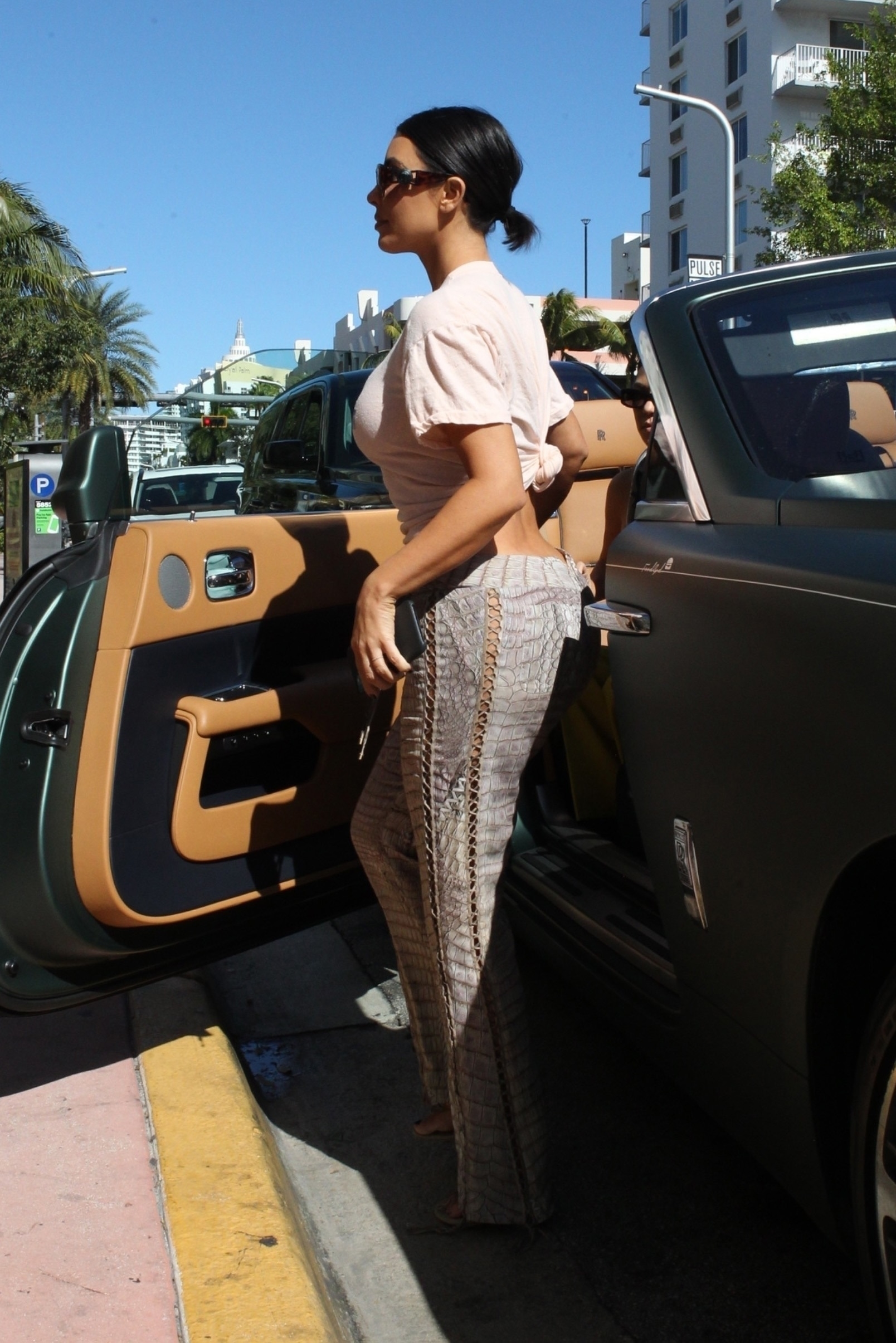 Access_Kardashian_2.jpg