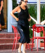 Access_Kardashian_4.jpg