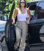 Access_Kardashian_14.jpg
